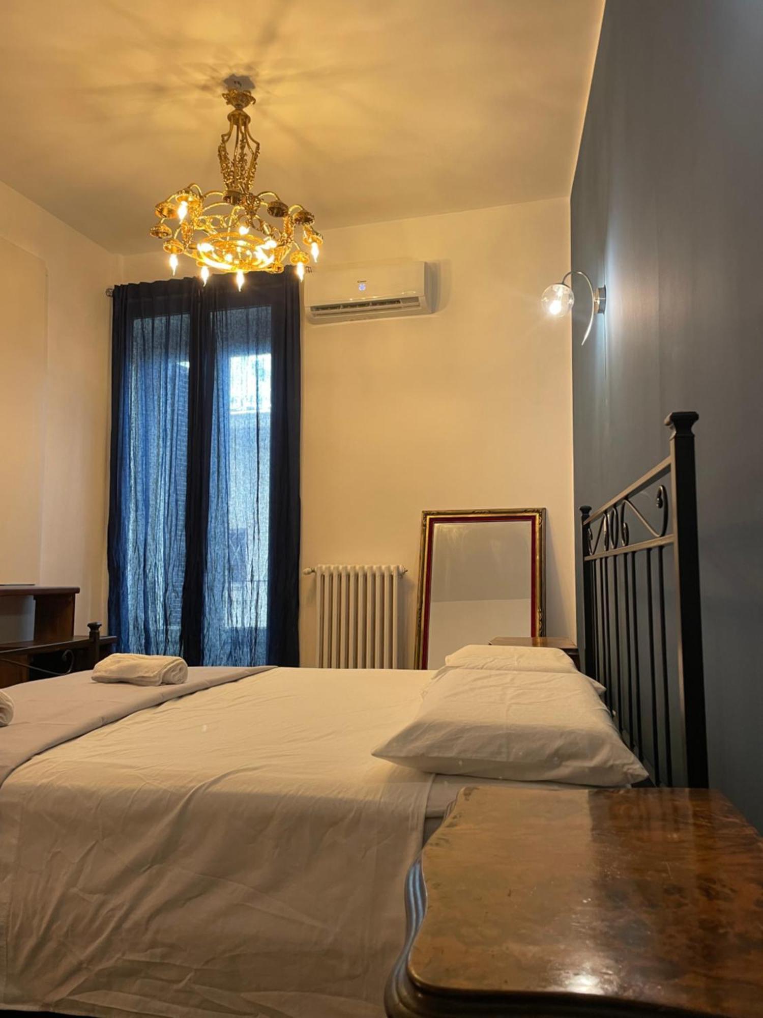Il Serafino Holiday Suites Bari Exterior foto