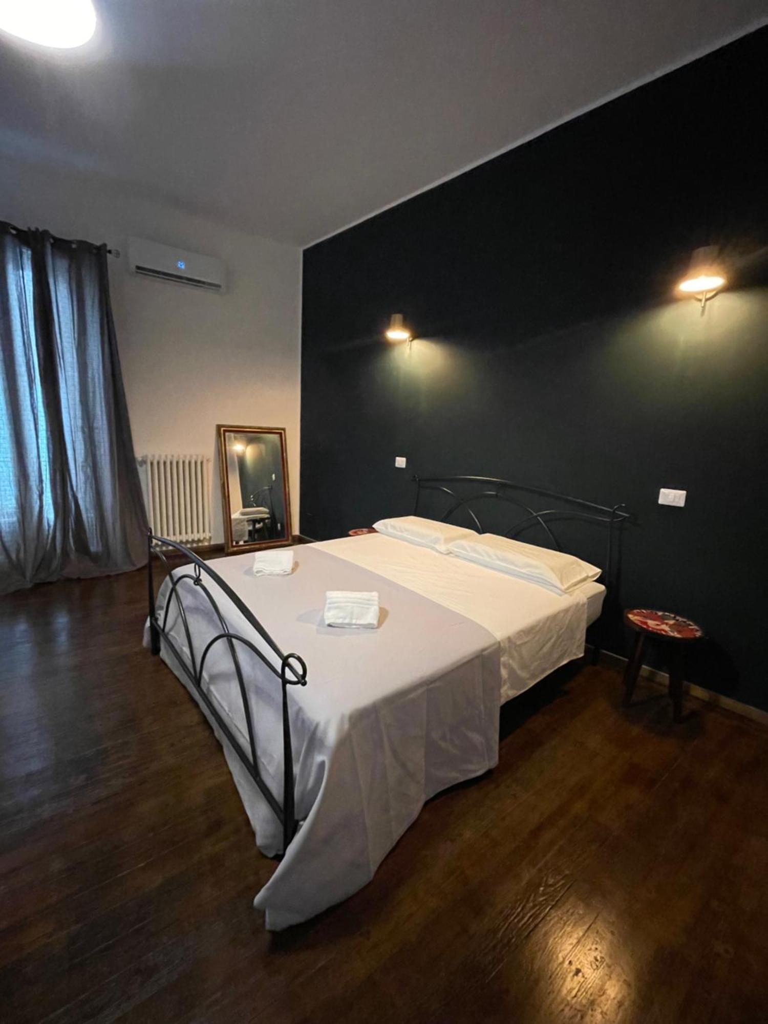 Il Serafino Holiday Suites Bari Exterior foto