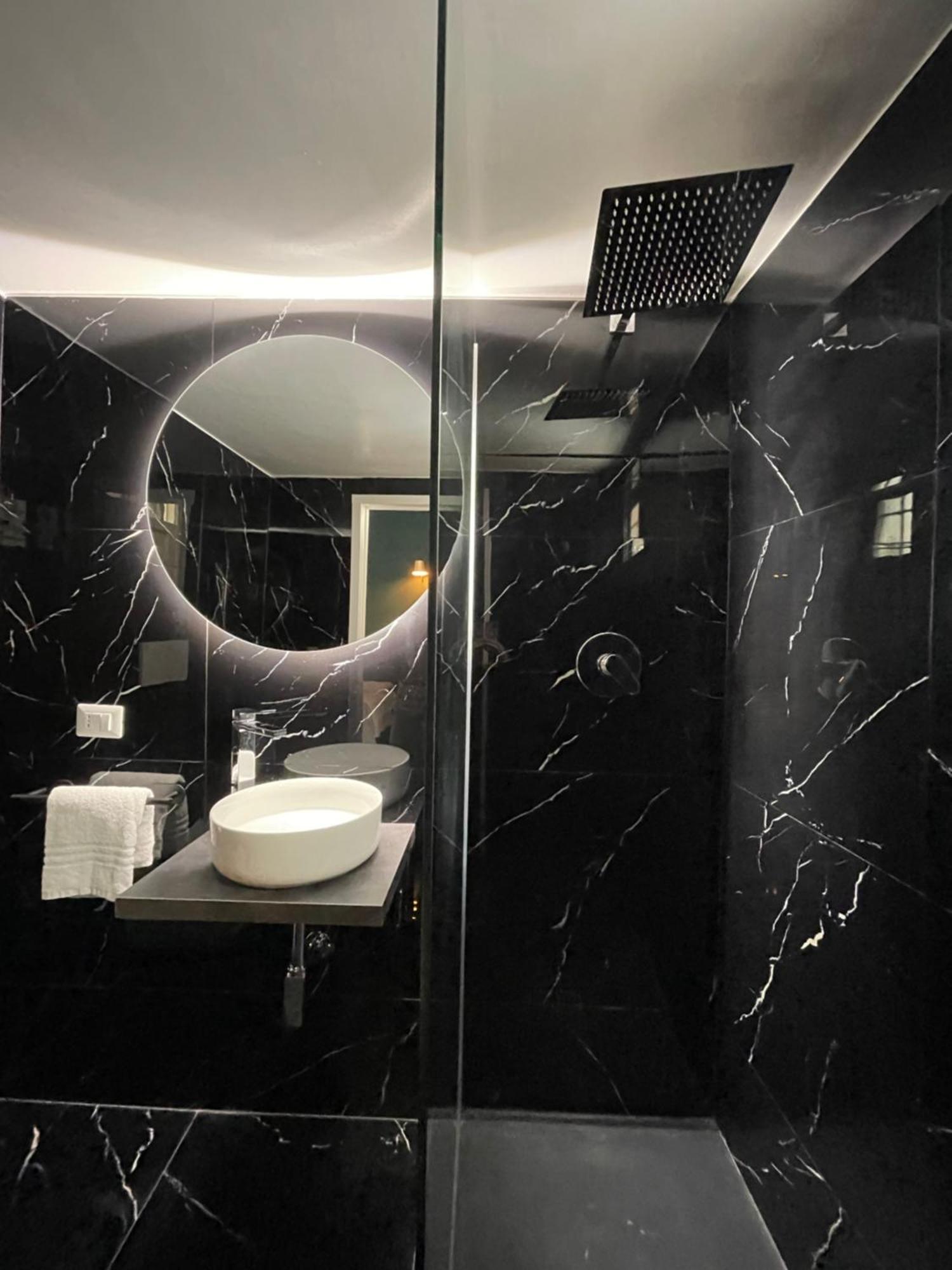 Il Serafino Holiday Suites Bari Exterior foto